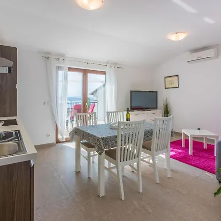 Ferienwohnung Fur 4 Personen Ca 45 Qm In Crikvenica, Kvarner Bucht Und Umgebung *