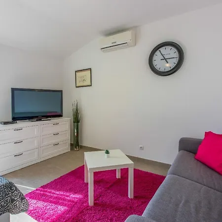 Ferienwohnung Fur 4 Personen Ca 45 Qm In Crikvenica, Kvarner Bucht Und Umgebung * Crikvenica